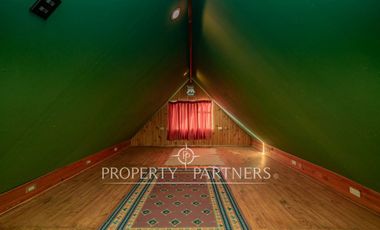 Arriendo incluye piscinero y jardinero.Parcela con casa en el mejor sector de nos terreno 5000 mts