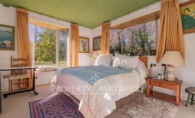 Arriendo incluye piscinero y jardinero.Parcela con casa en el mejor sector de nos terreno 5000 mts