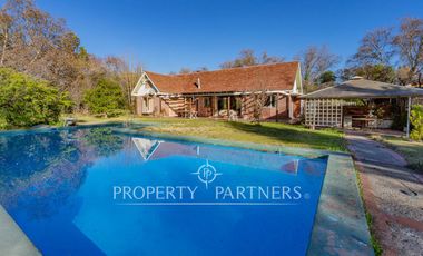 Arriendo incluye piscinero y jardinero.Parcela con casa en el mejor sector de nos terreno 5000 mts