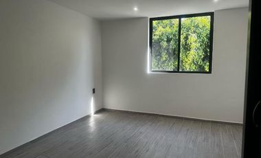 Casa remodelada en Jardines del Valle, Zapopan