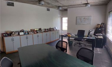 Excelente oficina piso completo Providencia