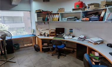 Excelente oficina piso completo Providencia