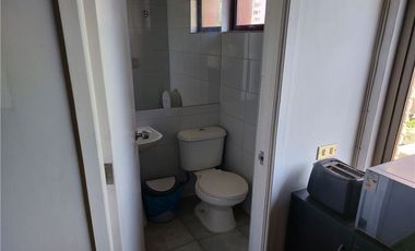 Excelente oficina piso completo Providencia