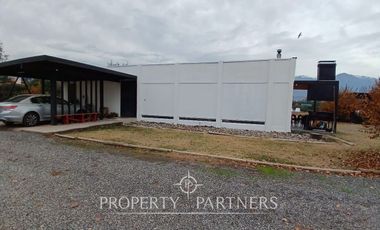 Casa Parcela estilo Mediterránea en exclusivo Condominio en Paine.