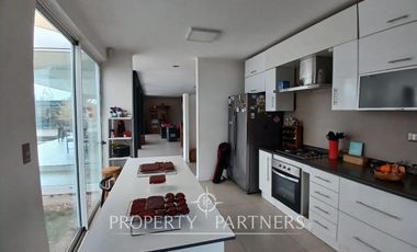 Casa Parcela estilo Mediterránea en exclusivo Condominio en Paine.