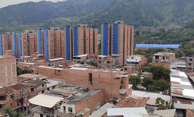 🏡 LOCAL EN ARRIENDO UBICADO EN BELLO SECTOR VILLA DEL SOL