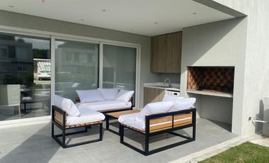 Town House en Pilara - Mallmann Propiedades