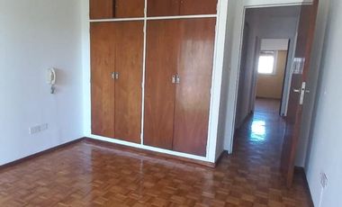Departamento en  Las Lomitas