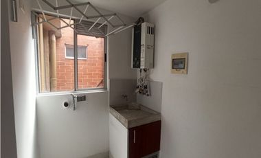 ACSI 771 Apartamento en Arriendo Madrid, Hacienda Casa Blanca