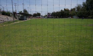 PROPIEDAD EN ESQUINA FRENTE PARQUE. INVIERTE EN RENTABILIDAD MAS PLUSVALIA INMED