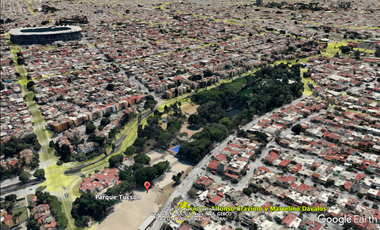 PROPIEDAD EN ESQUINA FRENTE PARQUE. INVIERTE EN RENTABILIDAD MAS PLUSVALIA INMED