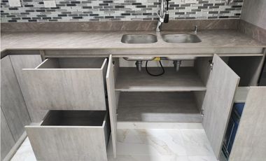 Casa en Venta,  Loma de los Bernal en Medellín