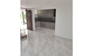 Casa en Venta,  Loma de los Bernal en Medellín