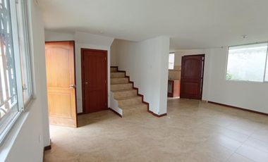 Casa en Venta, Urbanizacion Valle Hermoso 2, Ambato, BPIRI