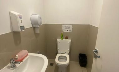 Oficina / consultorio en edificio Medico con todos los servicios de salud