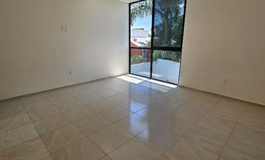 Casa en Venta  en Lomas de Cuernavaca, Morelos.