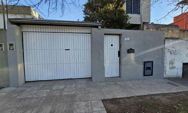PH en venta - 2 Dormitorios 1 Baño - Cochera - 184Mts2 - Villa Ballester