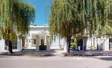 Casa en venta en La Plata