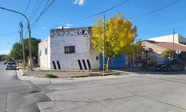 Galpón en alquiler en Domuyo y Saturnino Torres