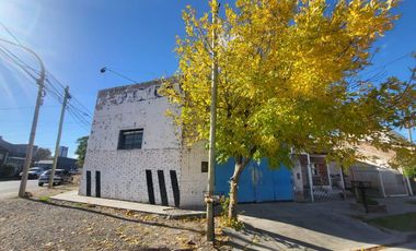 Galpón en alquiler en Domuyo y Saturnino Torres