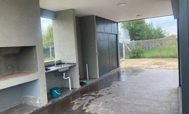 Venta casa Punta Chacra Roldán