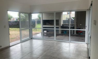 Venta casa Punta Chacra Roldán