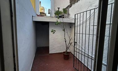 PH en venta - 1 Dormitorio 1 Baño - 87Mts2 - San Isidro