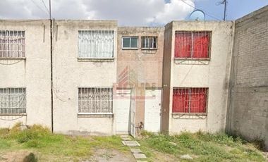 Casa en venta en Hogares de Castera, San Pablo de Las Salinas