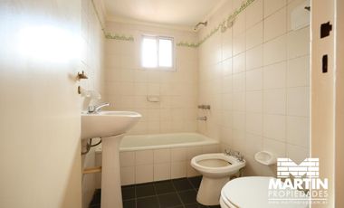 Departamento en alquiler en S. Isidro 3 amb con cochera