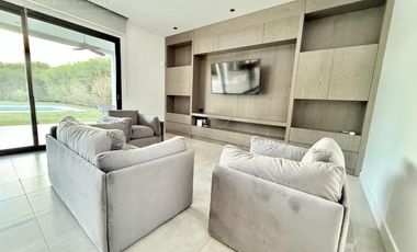 Casa en Alquiler de 6 ambientes en La Reserva Cardales