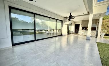 Casa en Alquiler de 6 ambientes en La Reserva Cardales
