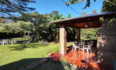 Quinta en Venta con Local Comercial