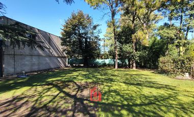 Quinta en Venta con Local Comercial