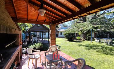 Quinta en Venta con Local Comercial