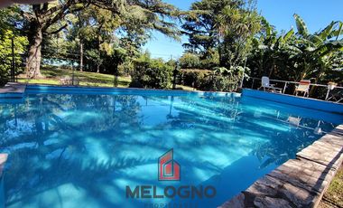 Quinta en Venta con Local Comercial