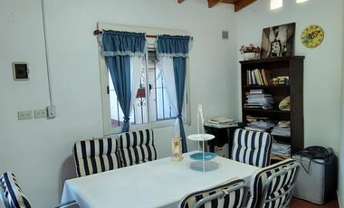 Quinta en Venta con Local Comercial