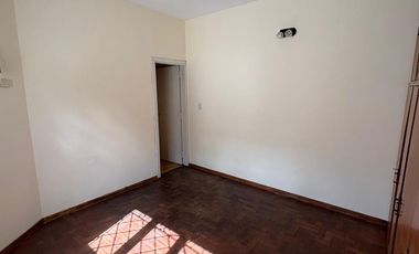 Departamento en  primer piso