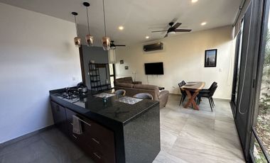 EN VENTA TOWN HOUSE EN PRIVADA 