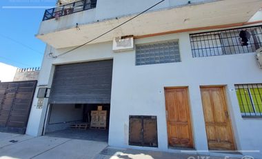 Departamento 2 ambientes en alquiler primer piso por escaler