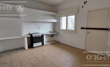 Departamento 2 ambientes en alquiler primer piso por escaler