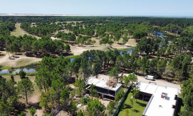 Casa en VENTA en VILLAROBLES, a 15 km de Pinamar !
