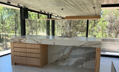 Casa en VENTA en VILLAROBLES, a 15 km de Pinamar !