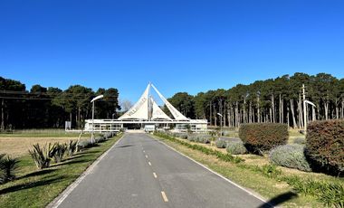 Casa en VENTA en VILLAROBLES, a 15 km de Pinamar !