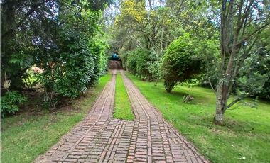 FINCA PARA LA VENTA EN TABIO