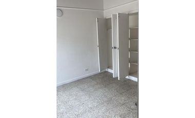 Alquilo habitación con baño privado en Medellín barrio los colores