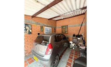CASA EN VENTA BAJOS ROSALES - MANIZALES
