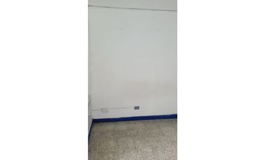 Habitación para estudiantes en Medellín barrio los colores en renta