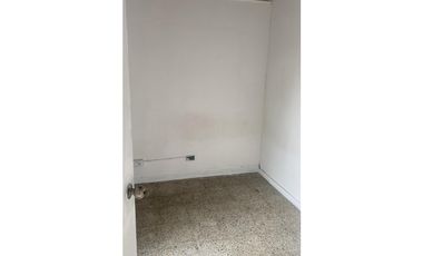 Habitación para estudiantes en Medellín barrio los colores en renta