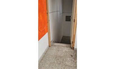 Habitación para estudiantes en Medellín barrio los colores en renta
