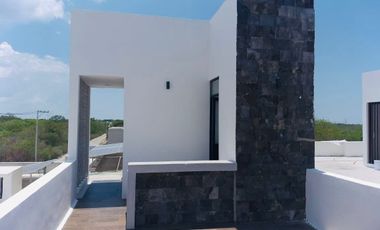 Casa en  Venta, con Paneles solares, de 3 hab. Temozón Norte.